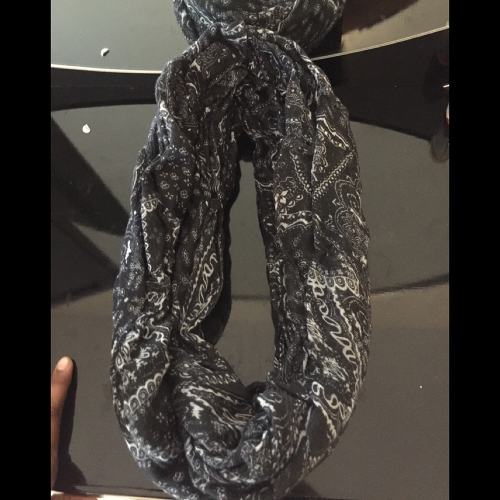 Scarf